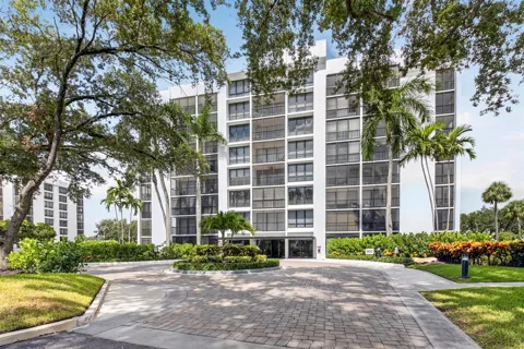 7835 Lakeside Boulevard #972