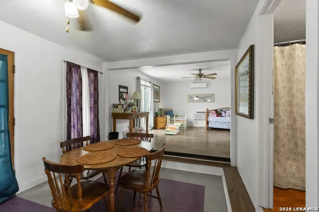1871 STATE HIGHWAY 132 N Natalia, TX 78059