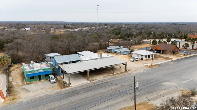 1871 STATE HIGHWAY 132 N Natalia, TX 78059