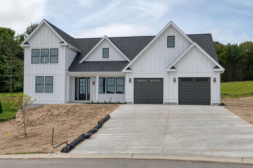 154 Vineyard Ridge Drive Peninsula Township, MI 49686