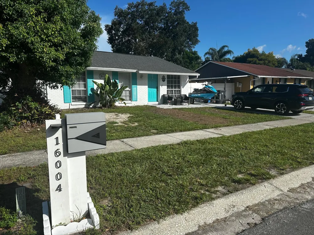 16004 SADDLE CREEK DRIVE Tampa, FL 33618