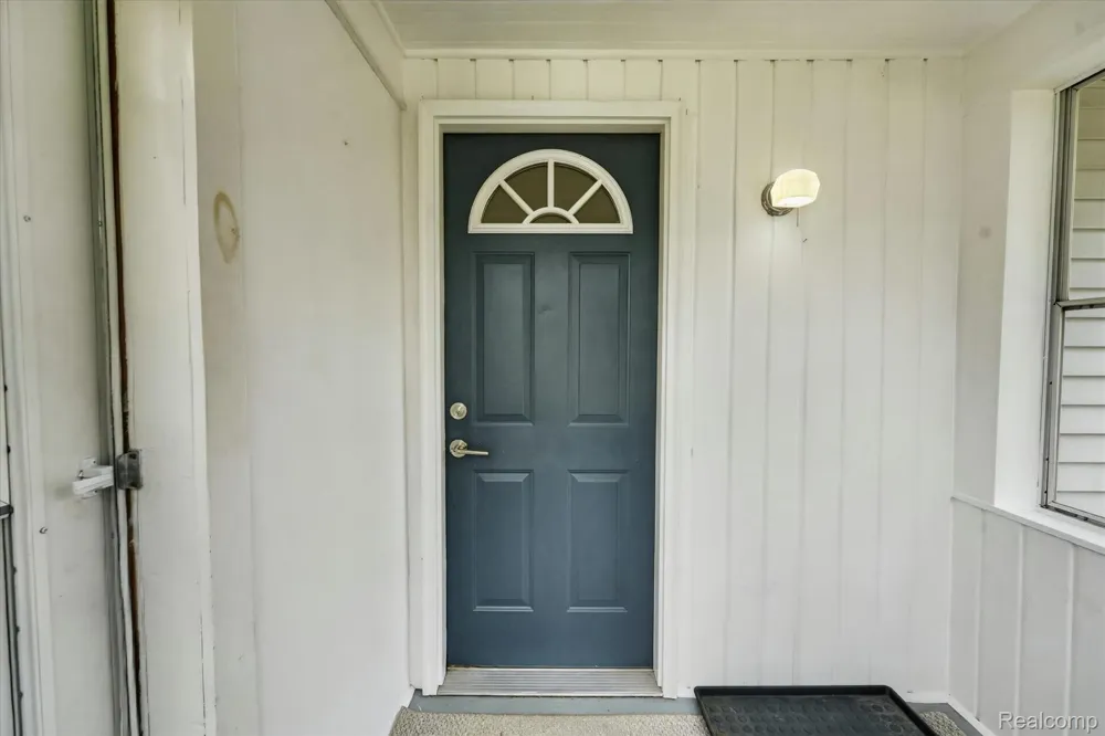 3419 Gypsy Lane Leoni Township, MI 49202