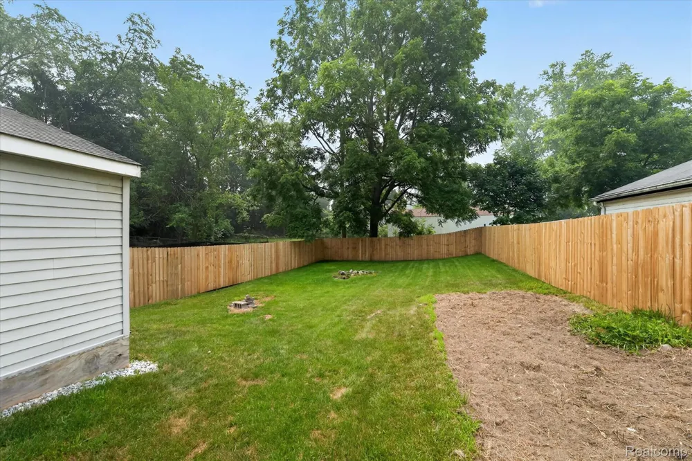 3419 Gypsy Lane Leoni Township, MI 49202