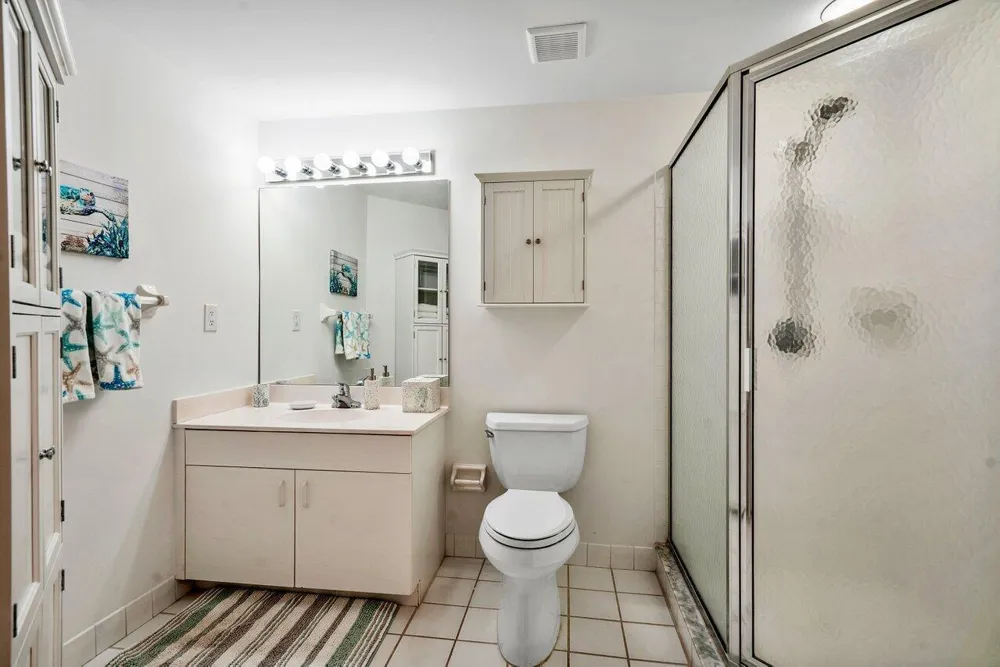 300 Uno Lago Drive #304 Juno Beach, FL 33408