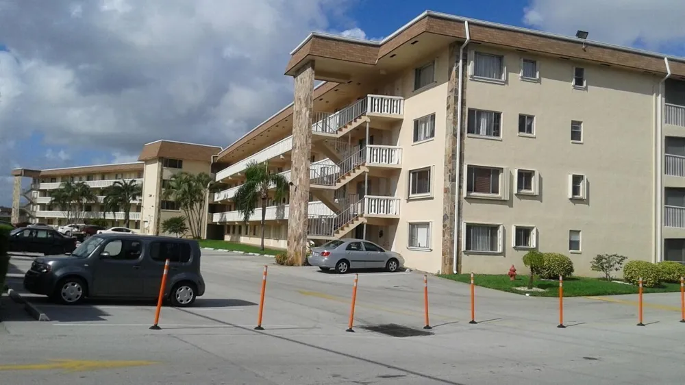 300 Village Green Circle S #302 Palm Springs, FL 33461