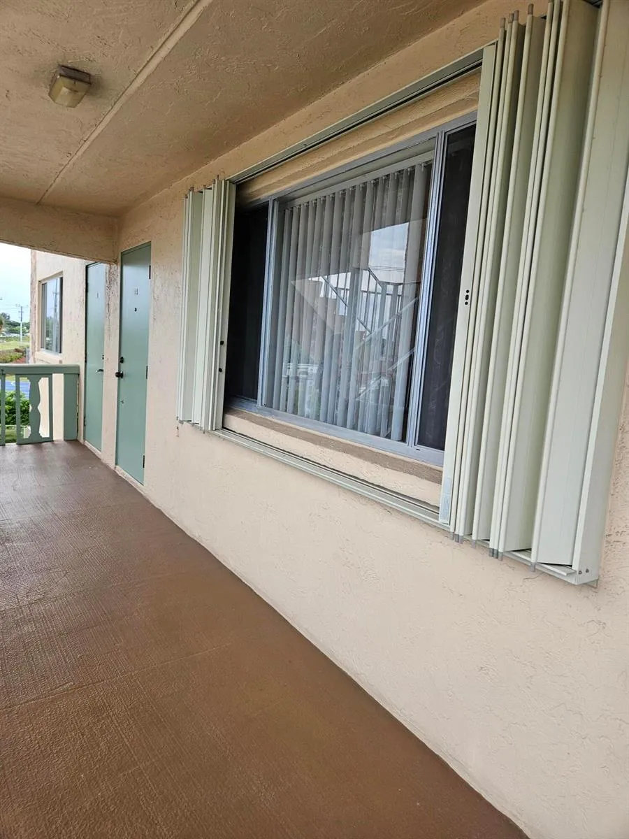 300 Village Green Circle S #302 Palm Springs, FL 33461