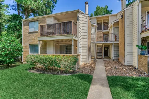 3500 Tangle Brush Drive #25