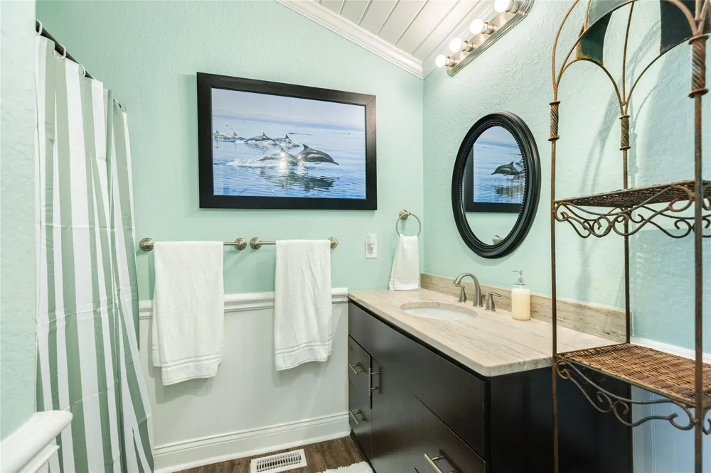 215 Spoonbill Place Surfside Beach, TX 77541