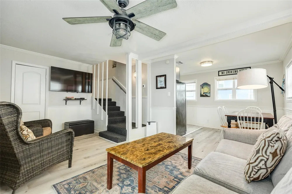 215 Spoonbill Place Surfside Beach, TX 77541