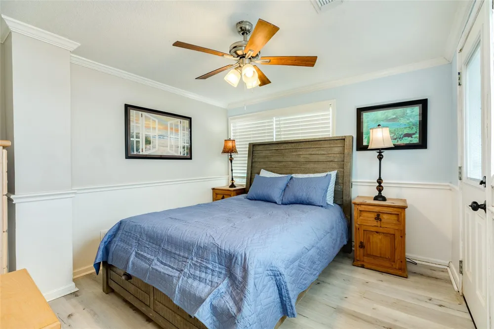 215 Spoonbill Place Surfside Beach, TX 77541