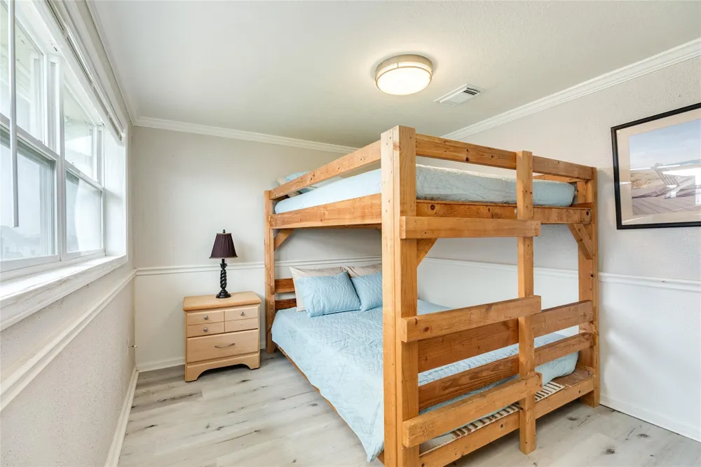 215 Spoonbill Place Surfside Beach, TX 77541
