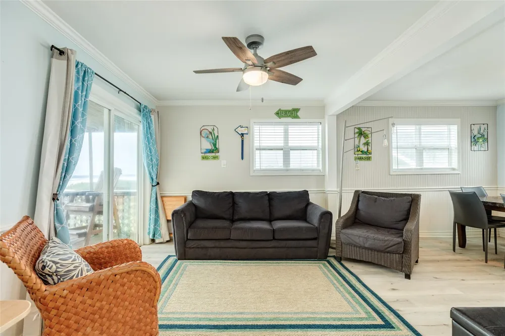 215 Spoonbill Place Surfside Beach, TX 77541
