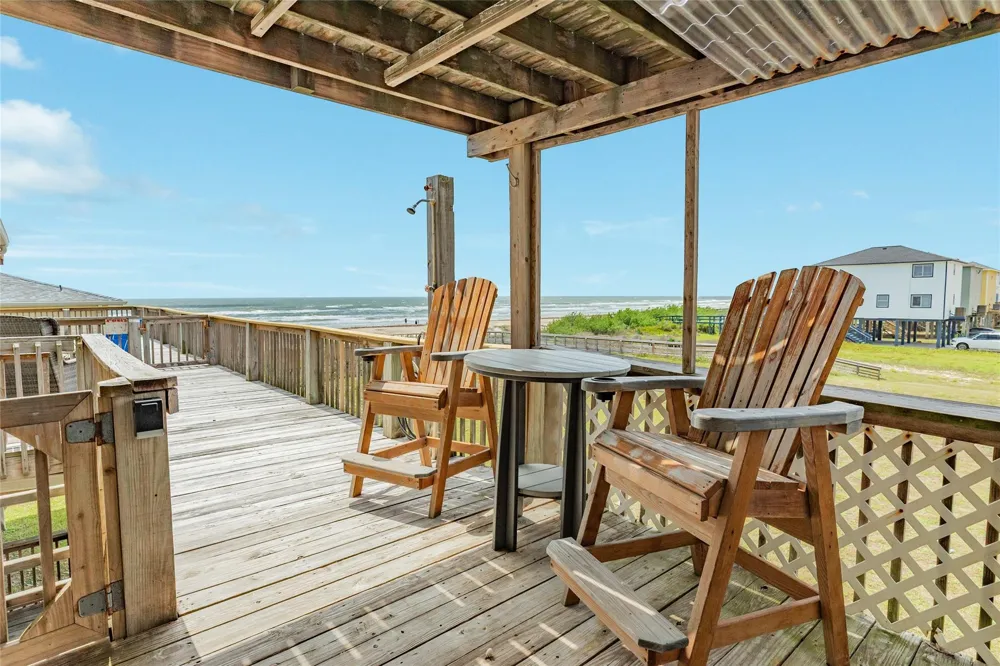 215 Spoonbill Place Surfside Beach, TX 77541