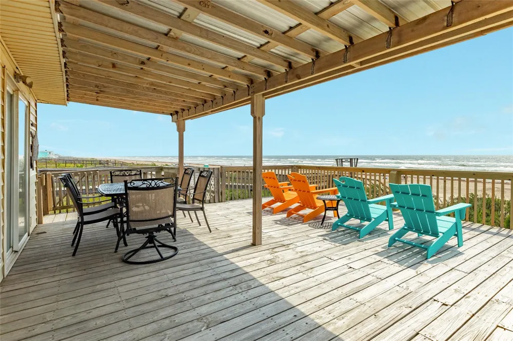 215 Spoonbill Place Surfside Beach, TX 77541