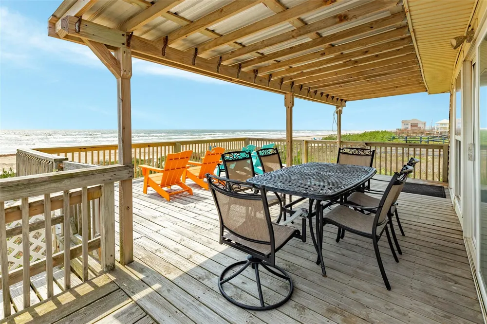 215 Spoonbill Place Surfside Beach, TX 77541