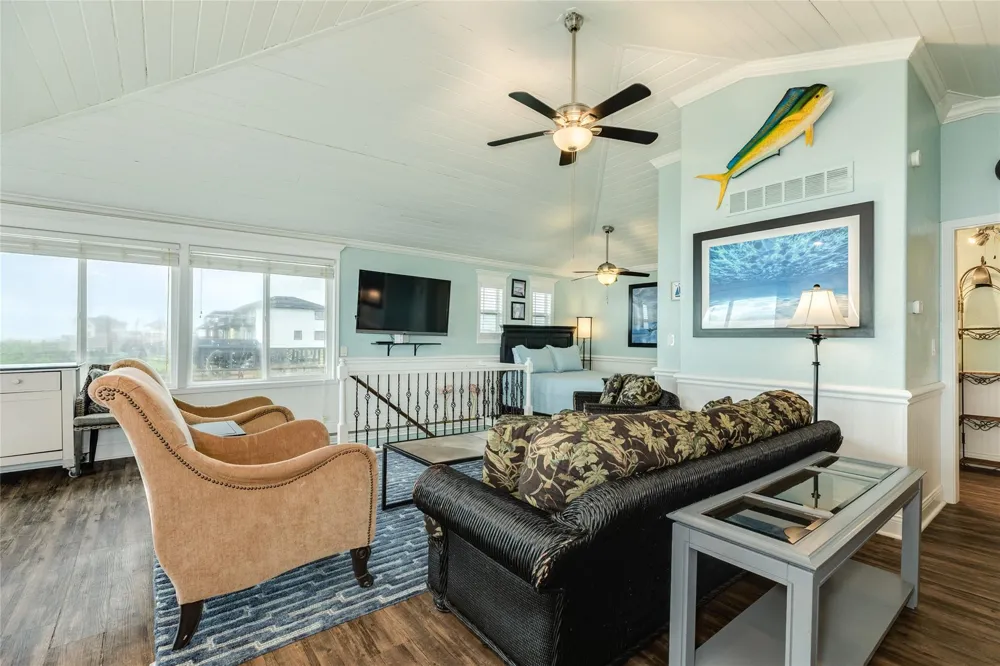 215 Spoonbill Place Surfside Beach, TX 77541