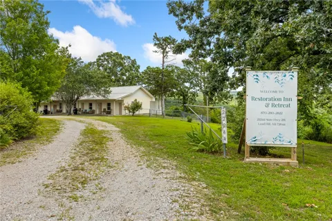 22244 Hwy 281 N