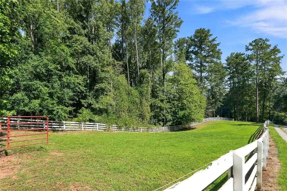 13770 Birmingham Highway Milton, GA 30004
