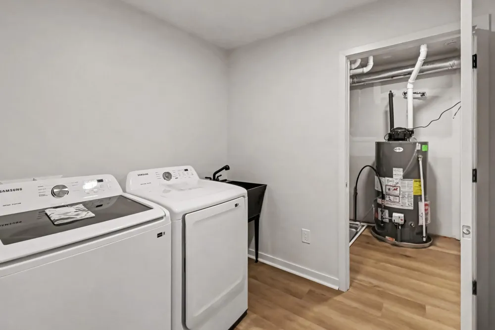 1480 W Valley Lansing, MI 48906
