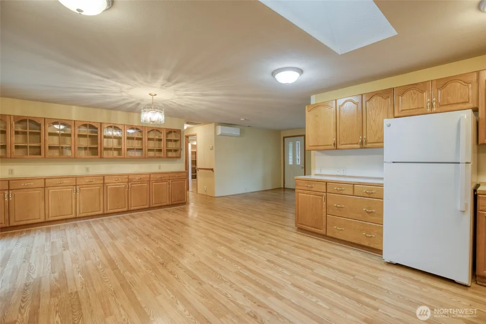 685 Copalis Beach Road Copalis Beach, WA 98535