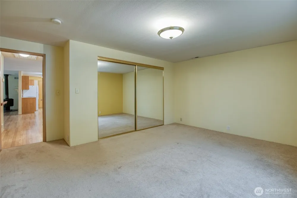685 Copalis Beach Road Copalis Beach, WA 98535