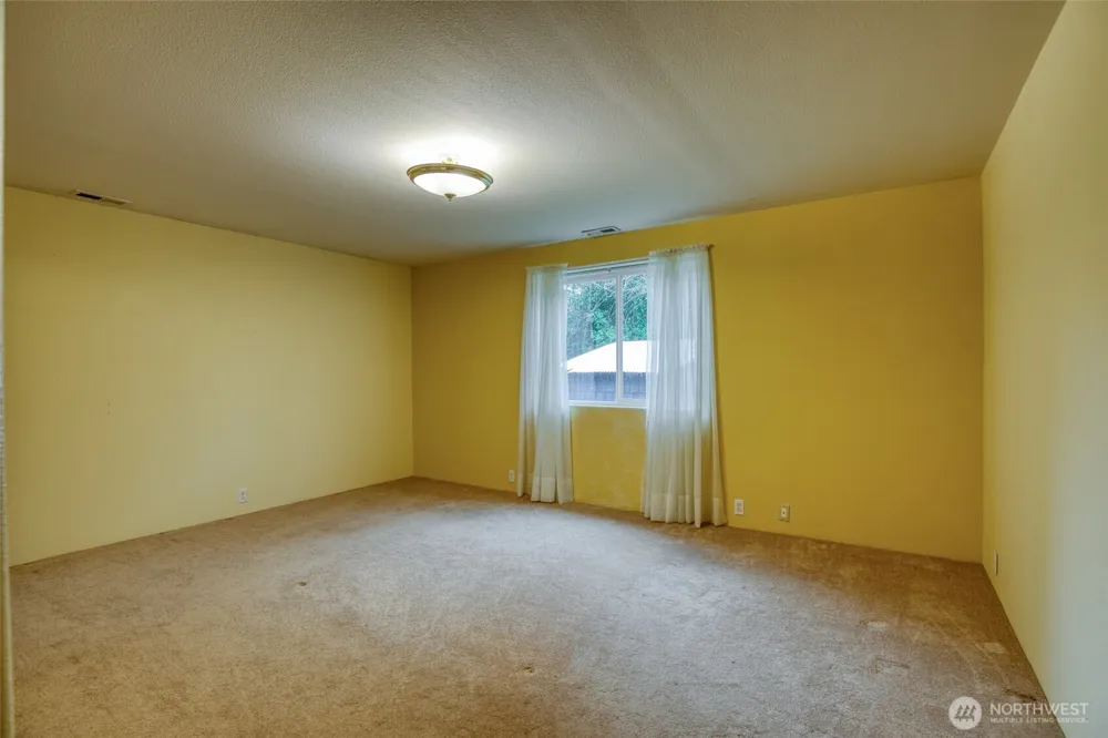 685 Copalis Beach Road Copalis Beach, WA 98535