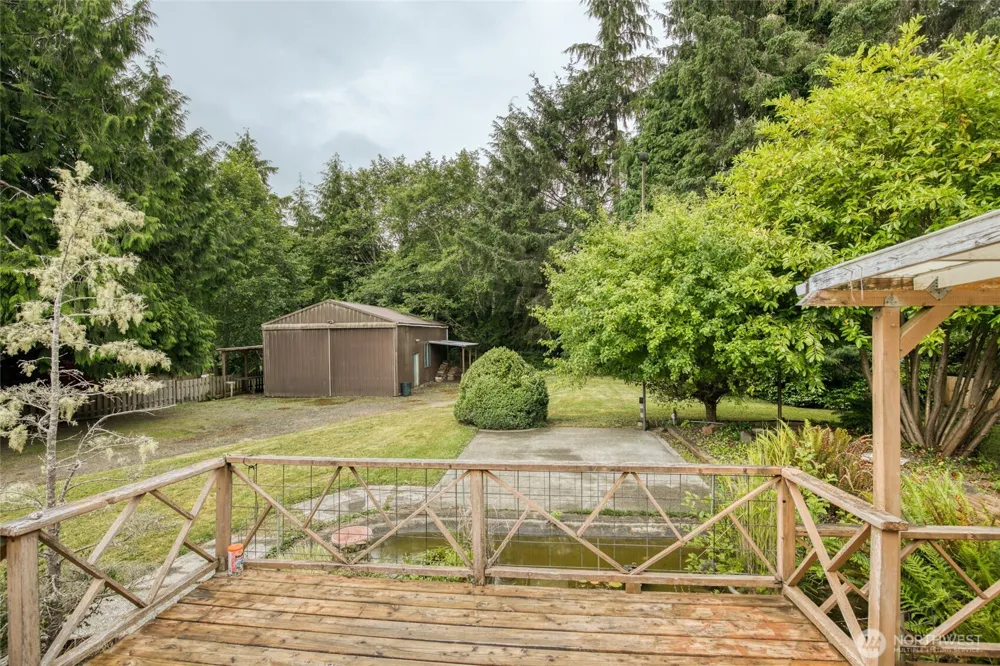 685 Copalis Beach Road Copalis Beach, WA 98535