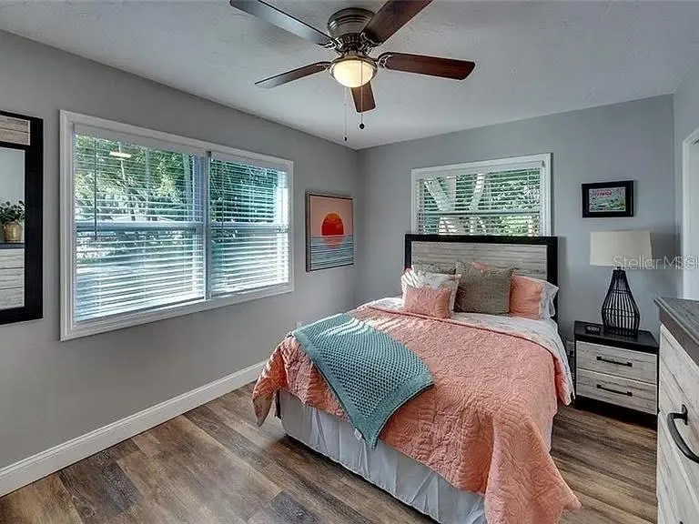 120 AVENIDA DE BAHA Nokomis, FL 34275