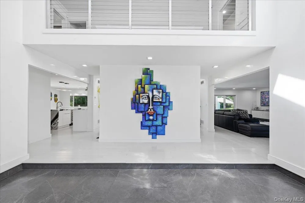 5 Meadow Gate W Head Of The Harbor, NY 11780