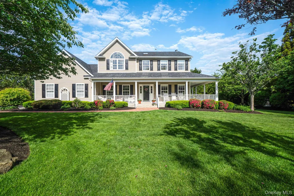19 Sweetgum Lane Miller Place, NY 11764
