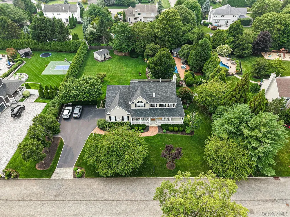 19 Sweetgum Lane Miller Place, NY 11764