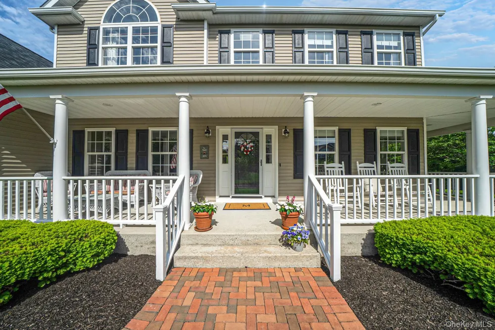 19 Sweetgum Lane Miller Place, NY 11764