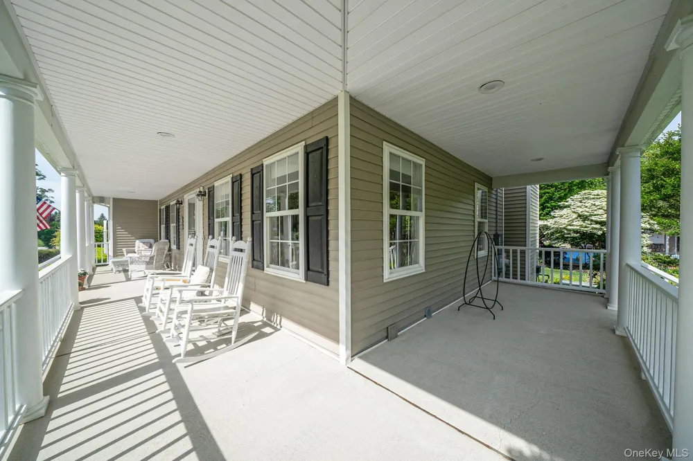 19 Sweetgum Lane Miller Place, NY 11764