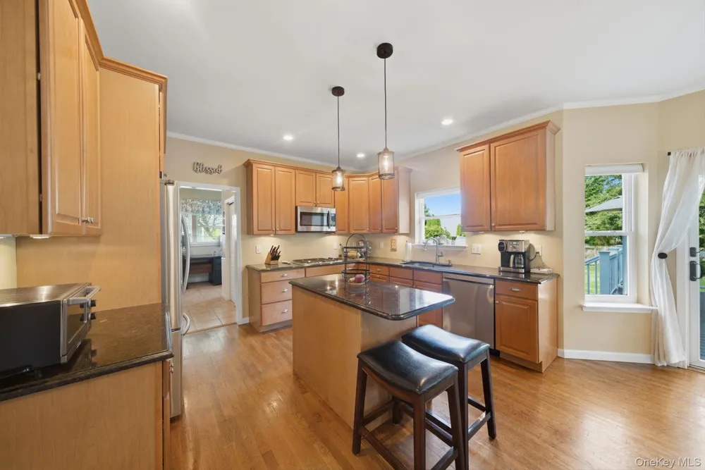 19 Sweetgum Lane Miller Place, NY 11764