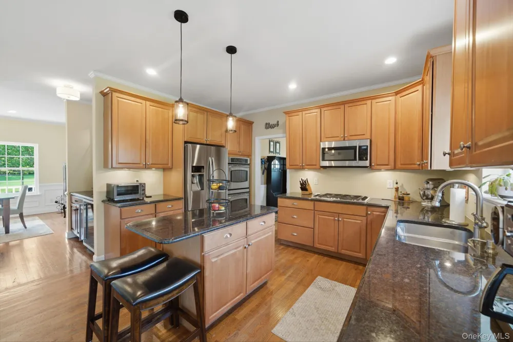 19 Sweetgum Lane Miller Place, NY 11764