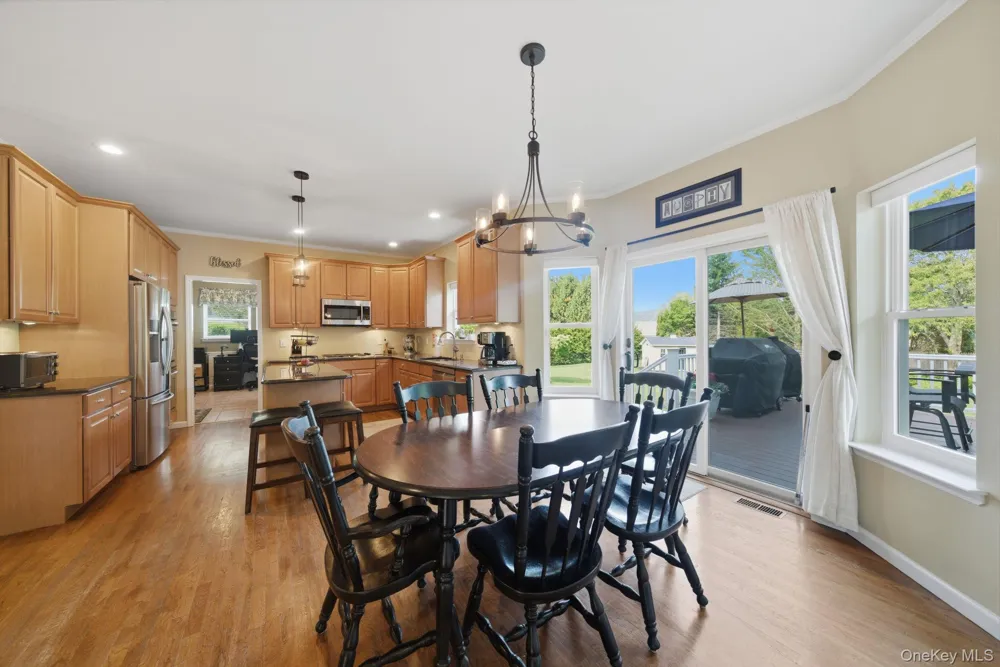 19 Sweetgum Lane Miller Place, NY 11764