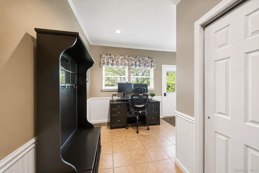 19 Sweetgum Lane Miller Place, NY 11764