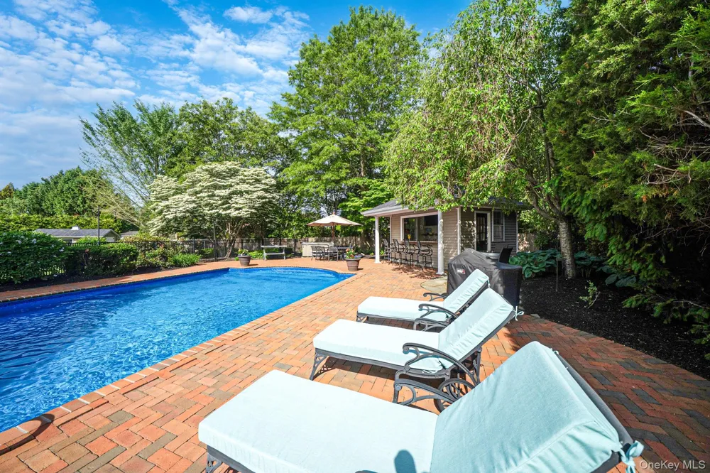 19 Sweetgum Lane Miller Place, NY 11764