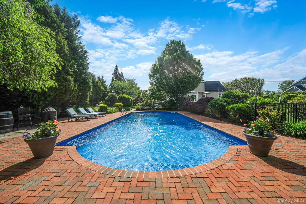 19 Sweetgum Lane Miller Place, NY 11764