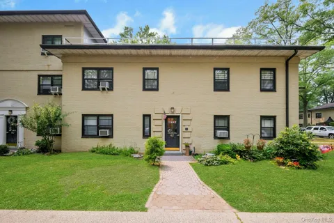 62 Manchester Road #2L
