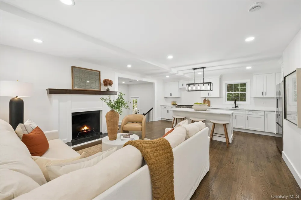 128 Crooked Hill Road Huntington, NY 11743