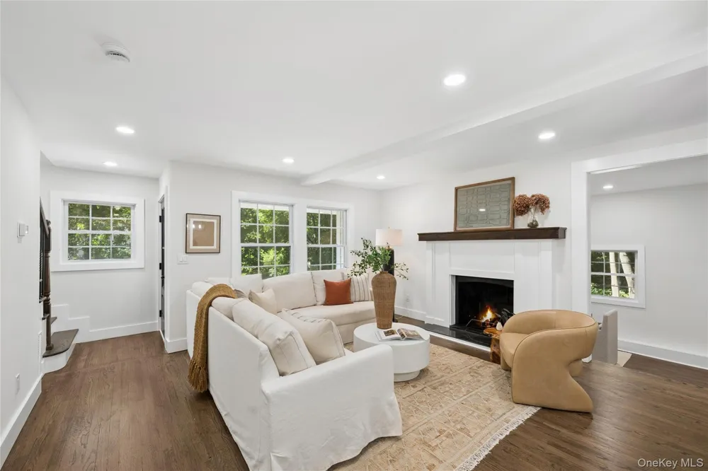 128 Crooked Hill Road Huntington, NY 11743
