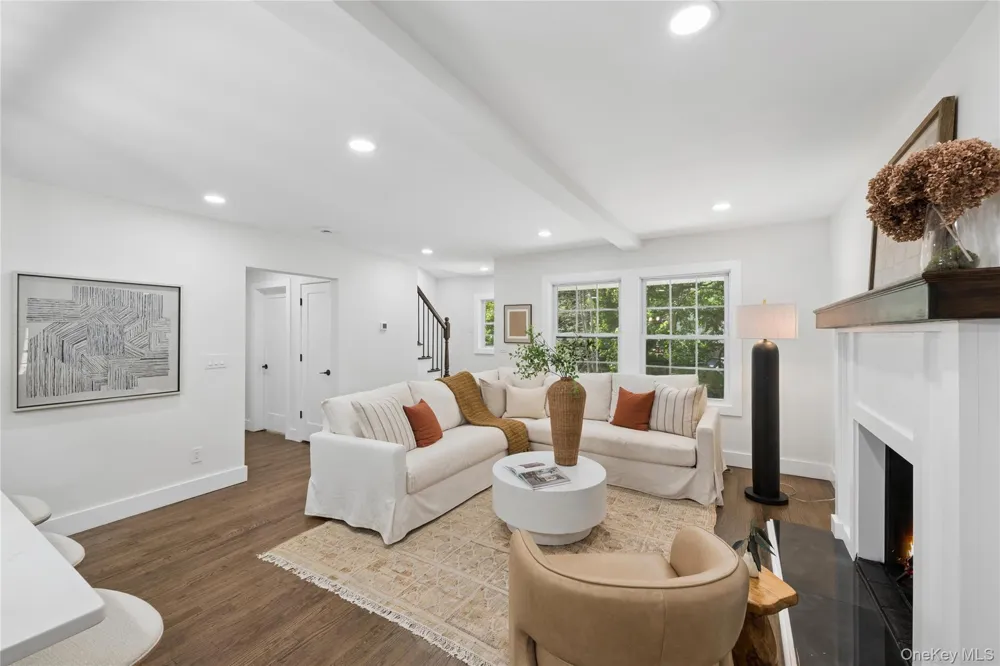 128 Crooked Hill Road Huntington, NY 11743