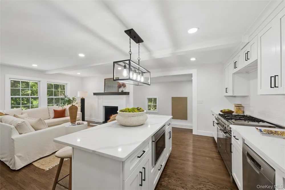 128 Crooked Hill Road Huntington, NY 11743