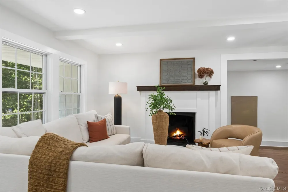 128 Crooked Hill Road Huntington, NY 11743
