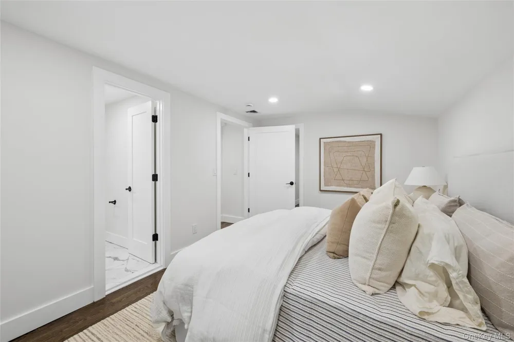 128 Crooked Hill Road Huntington, NY 11743