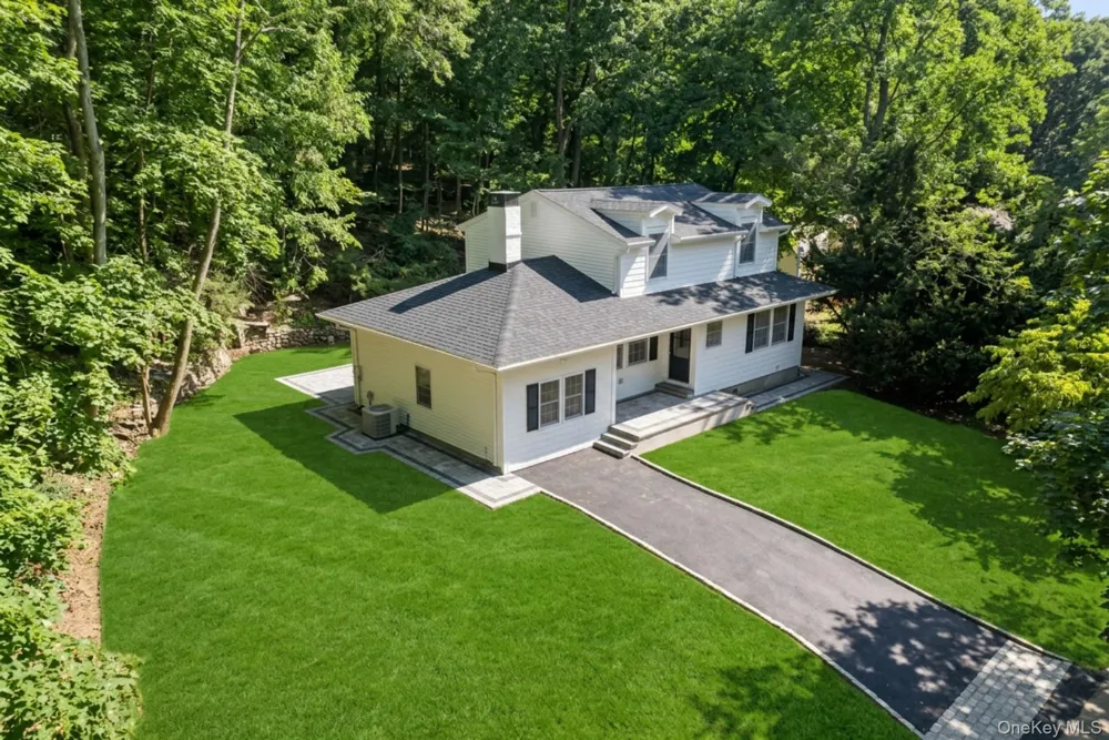 128 Crooked Hill Road Huntington, NY 11743