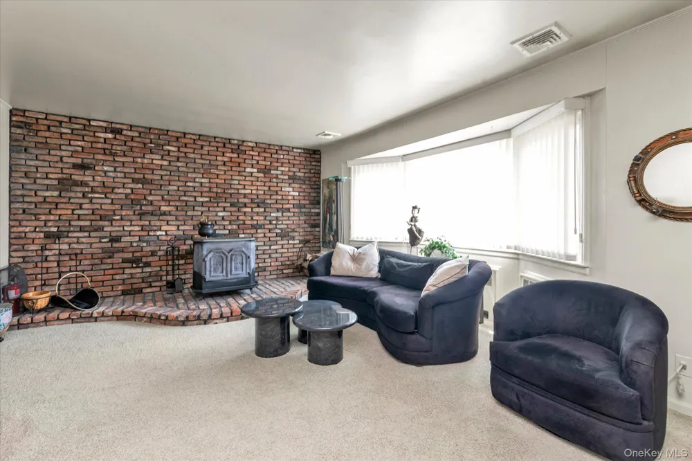 4020 Judith Lane Oceanside, NY 11572