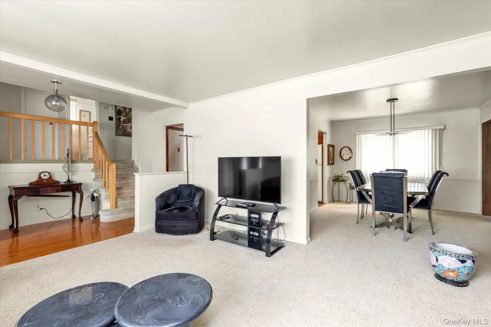 4020 Judith Lane Oceanside, NY 11572