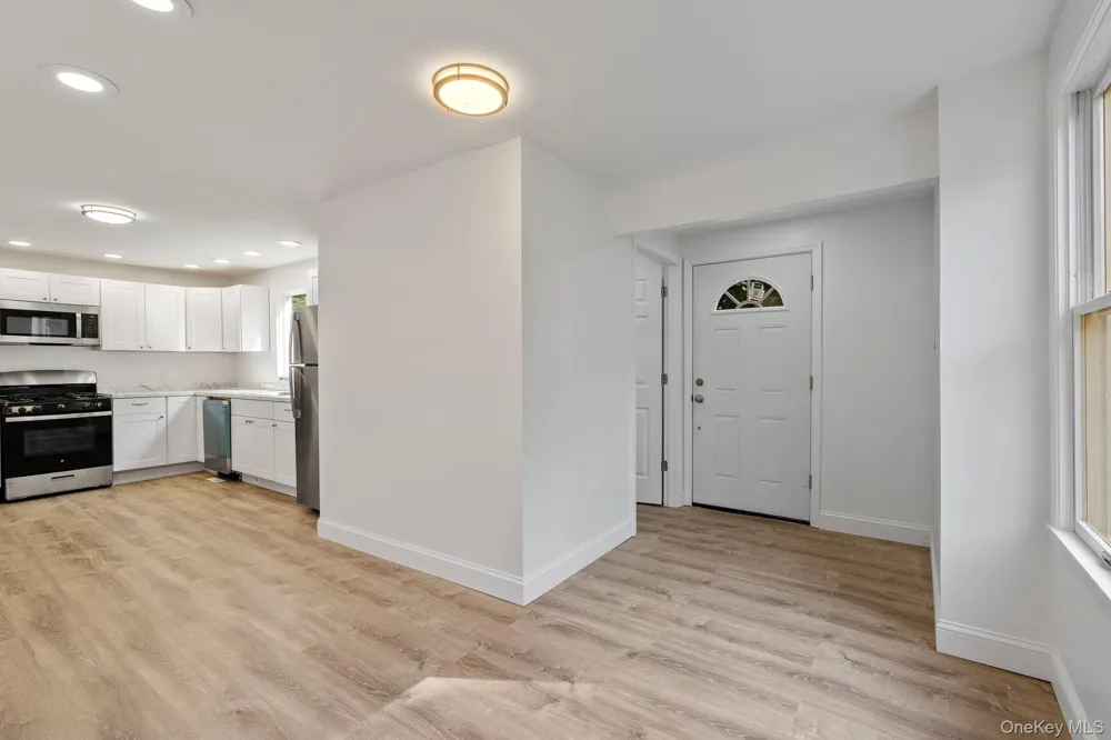 3 2nd Avenue Unionville, NY 10988